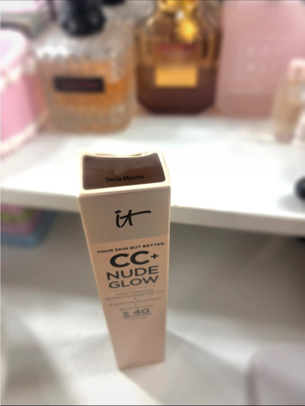 it cosmetics CC+ Nude Glow Cream Foundation SPF 40 — Deep Mocha